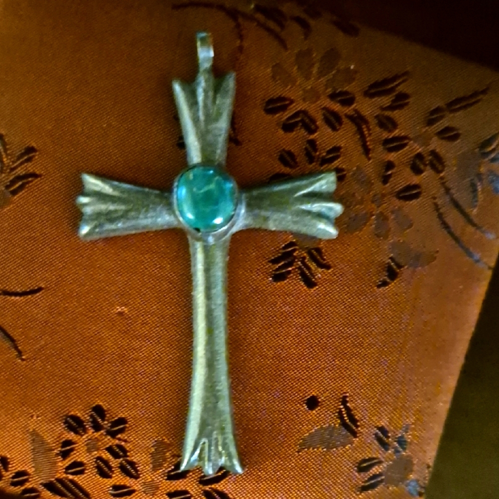 Silver Cross Pendant with Green Turquiose